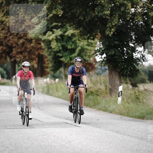 30.08.2026 - Elbe Triathlon Hamburg Michael Burmester http://msf.ph/oto/10072452 30.08.2026 10:16:14 Radfahren 409, 671, 790, 863, 874, 958 meine-sportfotos.de
