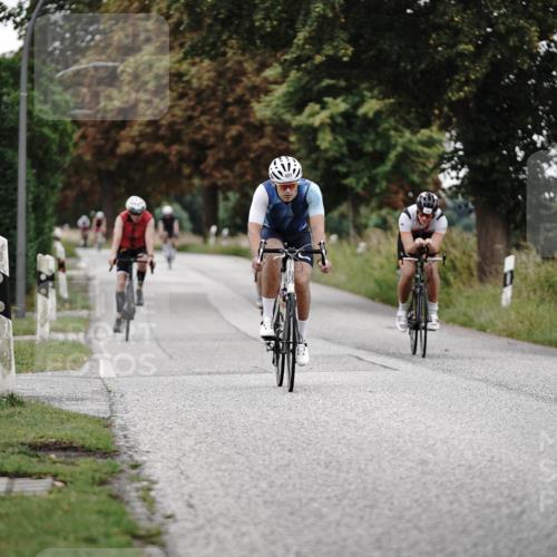 30.08.2026 - Elbe Triathlon Hamburg Michael Burmester http://msf.ph/oto/10072460 30.08.2026 10:16:19 Radfahren 409, 548, 671, 726, 790, 863 meine-sportfotos.de
