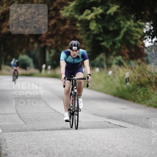 30.08.2026 - Elbe Triathlon Hamburg Michael Burmester http://msf.ph/oto/10072497 30.08.2026 10:16:56 Radfahren 638, 782 meine-sportfotos.de