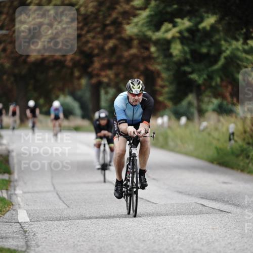 30.08.2026 - Elbe Triathlon Hamburg Michael Burmester http://msf.ph/oto/10072500 30.08.2026 10:17:02 Radfahren 681, 782 meine-sportfotos.de