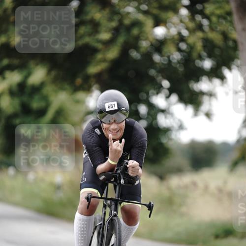 30.08.2026 - Elbe Triathlon Hamburg Michael Burmester http://msf.ph/oto/10072505 30.08.2026 10:17:04 Radfahren 681, 782, 947 meine-sportfotos.de