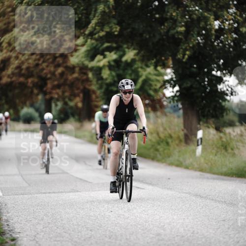 30.08.2026 - Elbe Triathlon Hamburg Michael Burmester http://msf.ph/oto/10072557 30.08.2026 10:18:17 Radfahren 475, 608, 640, 831, 864 meine-sportfotos.de