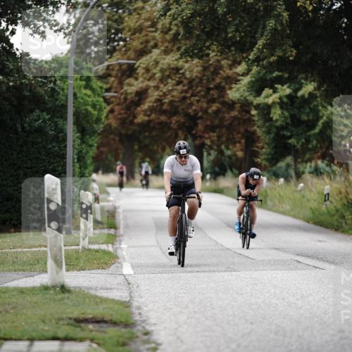 30.08.2026 - Elbe Triathlon Hamburg Michael Burmester http://msf.ph/oto/10072609 30.08.2026 10:19:14 Radfahren 564, 766 meine-sportfotos.de