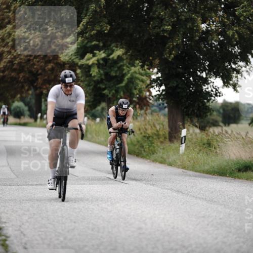 30.08.2026 - Elbe Triathlon Hamburg Michael Burmester http://msf.ph/oto/10072613 30.08.2026 10:19:15 Radfahren 564, 766 meine-sportfotos.de