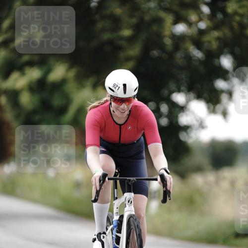 30.08.2026 - Elbe Triathlon Hamburg Michael Burmester http://msf.ph/oto/10072638 30.08.2026 10:19:53 Radfahren 674, 921 meine-sportfotos.de