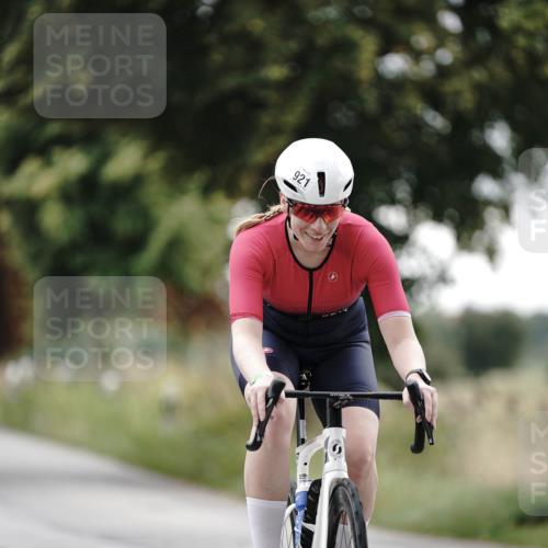 30.08.2026 - Elbe Triathlon Hamburg Michael Burmester http://msf.ph/oto/10072639 30.08.2026 10:19:53 Radfahren 674, 921 meine-sportfotos.de