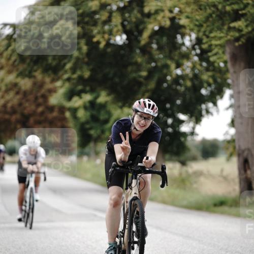 30.08.2026 - Elbe Triathlon Hamburg Michael Burmester http://msf.ph/oto/10072665 30.08.2026 10:20:29 Radfahren 659, 798, 857, 862, 873 meine-sportfotos.de