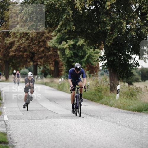 30.08.2026 - Elbe Triathlon Hamburg Michael Burmester http://msf.ph/oto/10072677 30.08.2026 10:20:33 Radfahren 659, 798, 873 meine-sportfotos.de