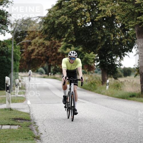 30.08.2026 - Elbe Triathlon Hamburg Michael Burmester http://msf.ph/oto/10072687 30.08.2026 10:20:52 Radfahren 795 meine-sportfotos.de