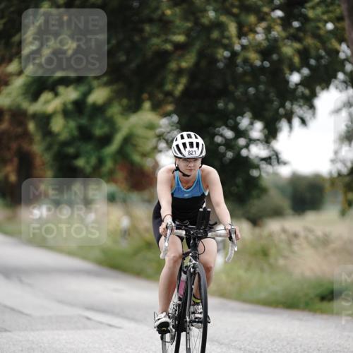 30.08.2026 - Elbe Triathlon Hamburg Michael Burmester http://msf.ph/oto/10072713 30.08.2026 10:21:19 Radfahren 694, 805, 821, 917 meine-sportfotos.de