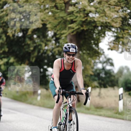 30.08.2026 - Elbe Triathlon Hamburg Michael Burmester http://msf.ph/oto/10072783 30.08.2026 10:22:54 Radfahren 687, 715, 721, 794, 952, 968 meine-sportfotos.de