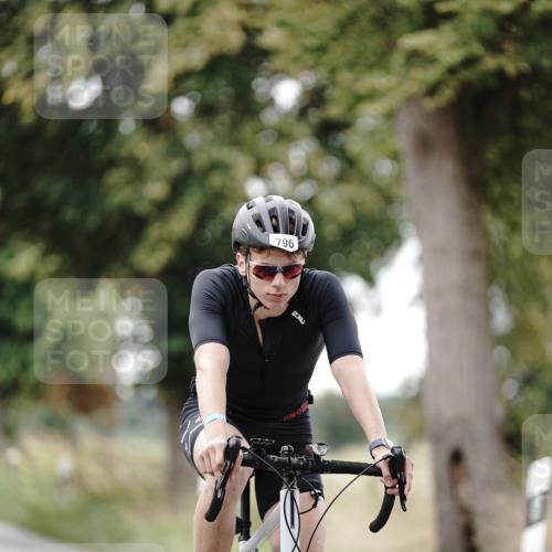 30.08.2026 - Elbe Triathlon Hamburg Michael Burmester http://msf.ph/oto/10072795 30.08.2026 10:23:03 Radfahren 796 meine-sportfotos.de