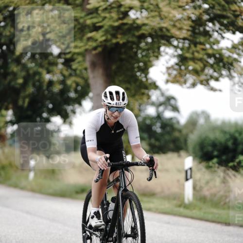 30.08.2026 - Elbe Triathlon Hamburg Michael Burmester http://msf.ph/oto/10072796 30.08.2026 10:23:18 Radfahren 817, 845 meine-sportfotos.de