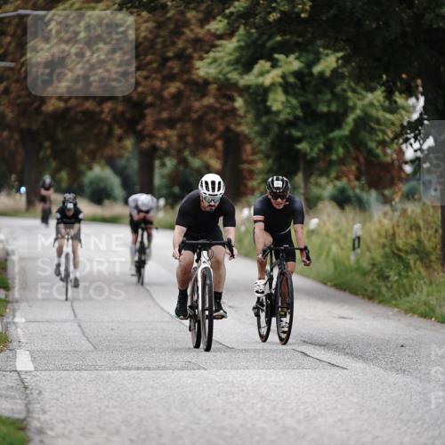 30.08.2026 - Elbe Triathlon Hamburg Michael Burmester http://msf.ph/oto/10072863 30.08.2026 10:24:37 Radfahren 629, 904, 967, 1067, 1116 meine-sportfotos.de