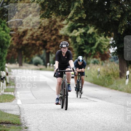 30.08.2026 - Elbe Triathlon Hamburg Michael Burmester http://msf.ph/oto/10072905 30.08.2026 10:25:34 Radfahren 925, 946, 1031 meine-sportfotos.de