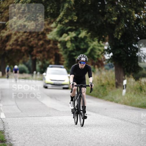 30.08.2026 - Elbe Triathlon Hamburg Michael Burmester http://msf.ph/oto/10072918 30.08.2026 10:25:54 Radfahren 929, 937 meine-sportfotos.de