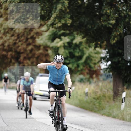 30.08.2026 - Elbe Triathlon Hamburg Michael Burmester http://msf.ph/oto/10072925 30.08.2026 10:26:05 Radfahren 680, 709, 736, 876, 933, 961 meine-sportfotos.de