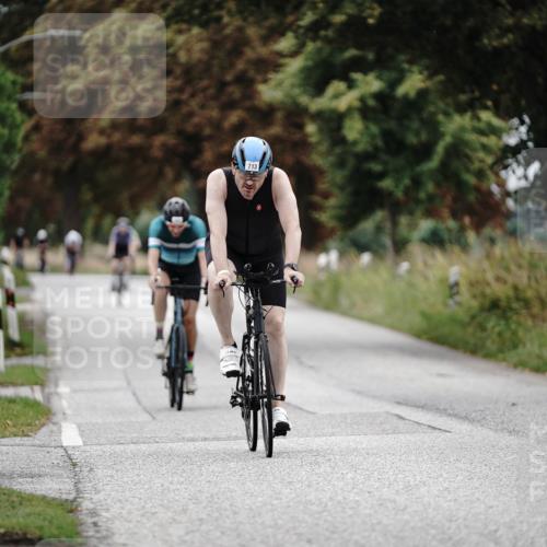 30.08.2026 - Elbe Triathlon Hamburg Michael Burmester http://msf.ph/oto/10073004 30.08.2026 10:27:48 Radfahren 468, 690, 713, 855 meine-sportfotos.de