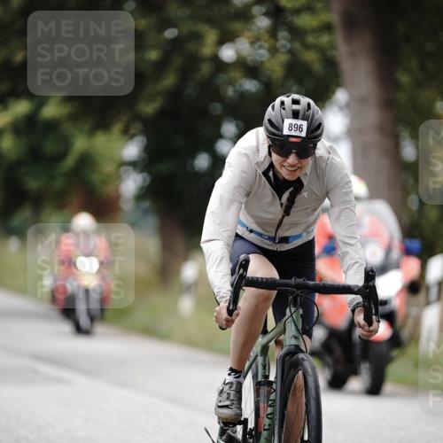 30.08.2026 - Elbe Triathlon Hamburg Michael Burmester http://msf.ph/oto/10073062 30.08.2026 10:28:35 Radfahren 395, 789, 843, 854, 865, 896, 1032, 1085 meine-sportfotos.de