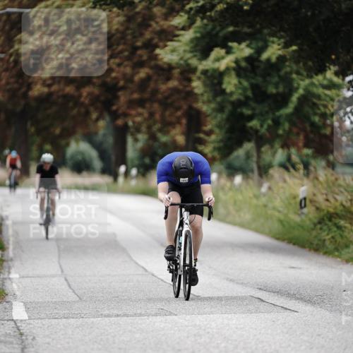 30.08.2026 - Elbe Triathlon Hamburg Michael Burmester http://msf.ph/oto/10073082 30.08.2026 10:28:52 Radfahren 849, 1093, 1097 meine-sportfotos.de