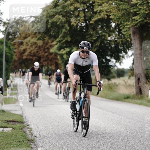 30.08.2026 - Elbe Triathlon Hamburg Michael Burmester http://msf.ph/oto/10074233 30.08.2026 10:45:56 Radfahren 855, 860, 861, 1000, 1037, 1122, 1161, 1163, 1164, 1222, 1249, 1352 meine-sportfotos.de