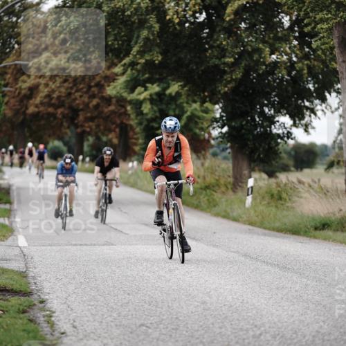 30.08.2026 - Elbe Triathlon Hamburg Michael Burmester http://msf.ph/oto/10074267 30.08.2026 10:46:13 Radfahren 979, 990, 1063, 1146, 1197 meine-sportfotos.de