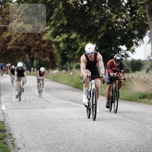 30.08.2026 - Elbe Triathlon Hamburg Michael Burmester http://msf.ph/oto/10074284 30.08.2026 10:46:22 Radfahren 984, 990, 1080, 1132, 1280, 1320 meine-sportfotos.de