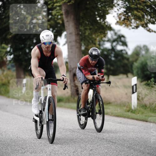 30.08.2026 - Elbe Triathlon Hamburg Michael Burmester http://msf.ph/oto/10074285 30.08.2026 10:46:22 Radfahren 984, 990, 1080, 1132, 1280, 1320 meine-sportfotos.de