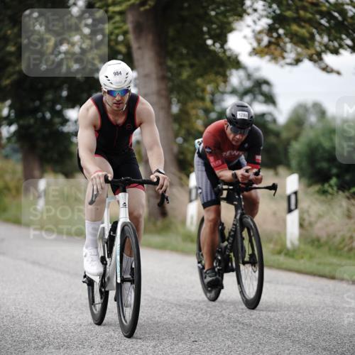 30.08.2026 - Elbe Triathlon Hamburg Michael Burmester http://msf.ph/oto/10074287 30.08.2026 10:46:23 Radfahren 984, 990, 1080, 1132, 1280, 1320 meine-sportfotos.de