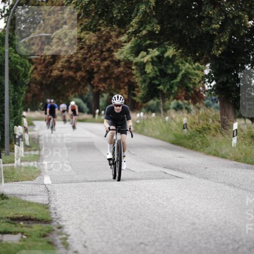 30.08.2026 - Elbe Triathlon Hamburg Michael Burmester http://msf.ph/oto/10074292 30.08.2026 10:46:26 Radfahren 1057, 1080, 1114, 1132, 1169, 1320 meine-sportfotos.de