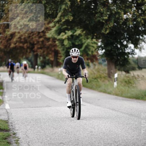 30.08.2026 - Elbe Triathlon Hamburg Michael Burmester http://msf.ph/oto/10074294 30.08.2026 10:46:27 Radfahren 1057, 1114, 1132, 1169, 1320 meine-sportfotos.de
