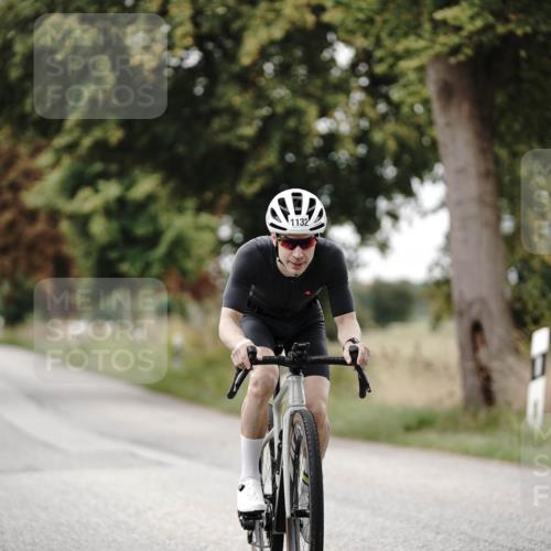 30.08.2026 - Elbe Triathlon Hamburg Michael Burmester http://msf.ph/oto/10074297 30.08.2026 10:46:27 Radfahren 1057, 1114, 1132, 1169, 1320 meine-sportfotos.de