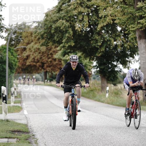 30.08.2026 - Elbe Triathlon Hamburg Michael Burmester http://msf.ph/oto/10074306 30.08.2026 10:46:36 Radfahren 789, 1057, 1087, 1169 meine-sportfotos.de