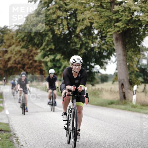 30.08.2026 - Elbe Triathlon Hamburg Michael Burmester http://msf.ph/oto/10074312 30.08.2026 10:46:46 Radfahren 797, 838, 925, 1058, 1154, 1227 meine-sportfotos.de
