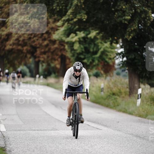 30.08.2026 - Elbe Triathlon Hamburg Michael Burmester http://msf.ph/oto/10074356 30.08.2026 10:47:15 Radfahren 840, 859, 896, 1322 meine-sportfotos.de