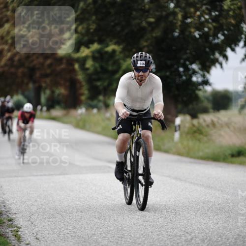 30.08.2026 - Elbe Triathlon Hamburg Michael Burmester http://msf.ph/oto/10074446 30.08.2026 10:48:14 Radfahren 836, 891, 995, 1070, 1083, 1156 meine-sportfotos.de