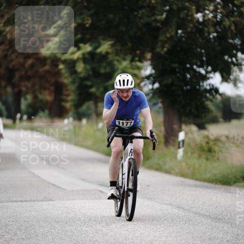 30.08.2026 - Elbe Triathlon Hamburg Michael Burmester http://msf.ph/oto/10074516 30.08.2026 10:49:02 Radfahren 907, 1056, 1135, 1177 meine-sportfotos.de