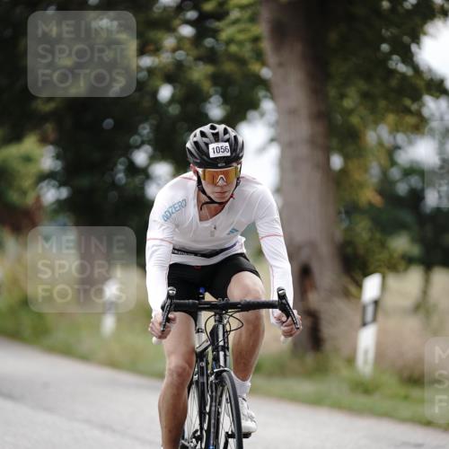 30.08.2026 - Elbe Triathlon Hamburg Michael Burmester http://msf.ph/oto/10074522 30.08.2026 10:49:07 Radfahren 907, 1007, 1056, 1128 meine-sportfotos.de