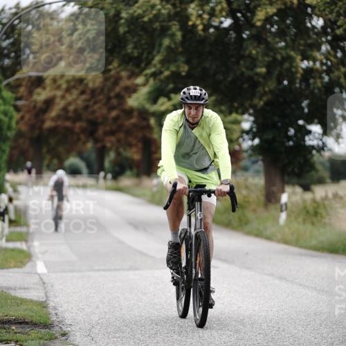 30.08.2026 - Elbe Triathlon Hamburg Michael Burmester http://msf.ph/oto/10074527 30.08.2026 10:49:13 Radfahren 1007, 1049, 1128 meine-sportfotos.de