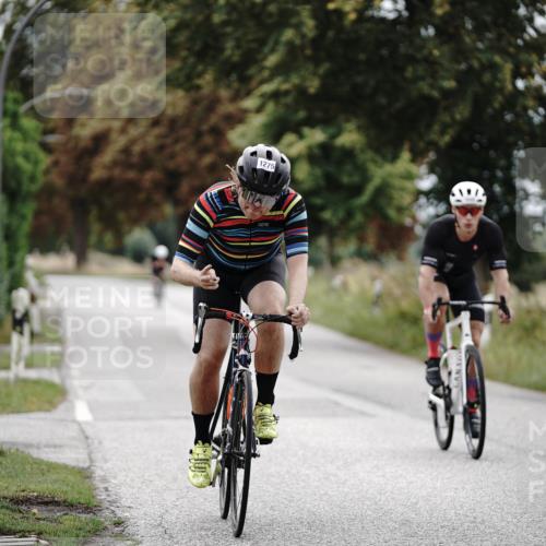30.08.2026 - Elbe Triathlon Hamburg Michael Burmester http://msf.ph/oto/10074549 30.08.2026 10:49:32 Radfahren 1048, 1140, 1275 meine-sportfotos.de