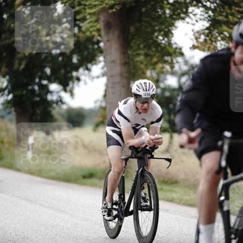 30.08.2026 - Elbe Triathlon Hamburg Michael Burmester http://msf.ph/oto/10074563 30.08.2026 10:50:12 Radfahren 932, 1006, 1017, 1145, 1295 meine-sportfotos.de