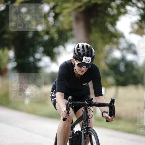30.08.2026 - Elbe Triathlon Hamburg Michael Burmester http://msf.ph/oto/10074567 30.08.2026 10:50:14 Radfahren 833, 932, 1006, 1017, 1145, 1295, 1621 meine-sportfotos.de