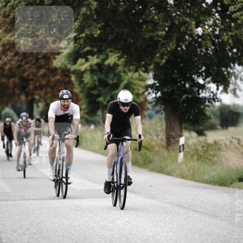 30.08.2026 - Elbe Triathlon Hamburg Michael Burmester http://msf.ph/oto/10074603 30.08.2026 10:50:33 Radfahren 999, 1044, 1069, 1255, 1266, 1269, 1319 meine-sportfotos.de