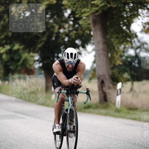 30.08.2026 - Elbe Triathlon Hamburg Michael Burmester http://msf.ph/oto/10074685 30.08.2026 10:51:38 Radfahren 759, 1094, 1108, 1271 meine-sportfotos.de