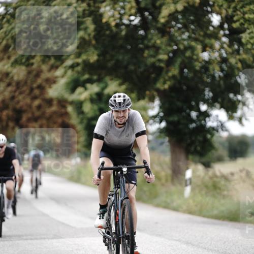 30.08.2026 - Elbe Triathlon Hamburg Michael Burmester http://msf.ph/oto/10074690 30.08.2026 10:51:43 Radfahren 1094, 1103, 1108, 1271, 1354 meine-sportfotos.de
