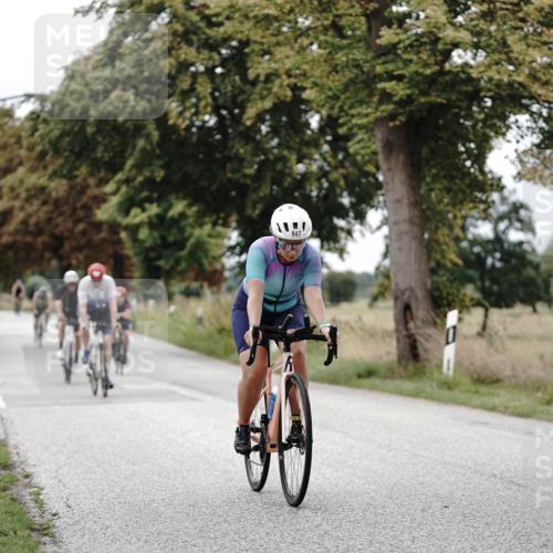 30.08.2026 - Elbe Triathlon Hamburg Michael Burmester http://msf.ph/oto/10074737 30.08.2026 10:52:13 Radfahren 947, 1242, 1258, 1278, 1287, 1310, 1311, 1325 meine-sportfotos.de