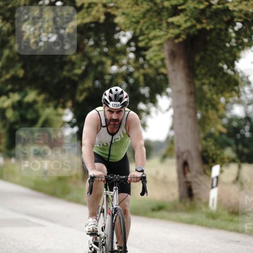 30.08.2026 - Elbe Triathlon Hamburg Michael Burmester http://msf.ph/oto/10074746 30.08.2026 10:52:18 Radfahren 1110, 1212, 1247, 1258, 1278, 1311 meine-sportfotos.de