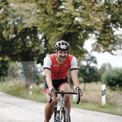 30.08.2026 - Elbe Triathlon Hamburg Michael Burmester http://msf.ph/oto/10074782 30.08.2026 10:52:52 Radfahren 1119, 1253, 1299 meine-sportfotos.de