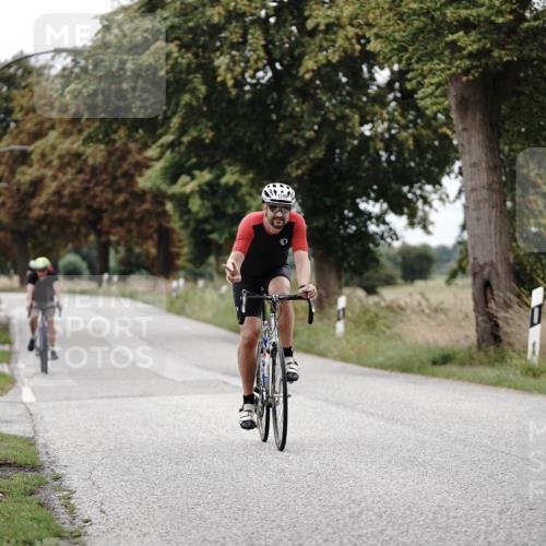 30.08.2026 - Elbe Triathlon Hamburg Michael Burmester http://msf.ph/oto/10074785 30.08.2026 10:52:54 Radfahren 1119, 1253, 1299 meine-sportfotos.de