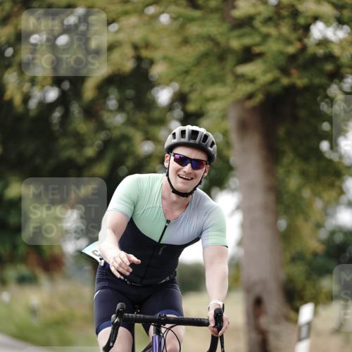 30.08.2026 - Elbe Triathlon Hamburg Michael Burmester http://msf.ph/oto/10074805 30.08.2026 10:53:10 Radfahren 455, 1092, 1115, 1225, 1245, 1345 meine-sportfotos.de